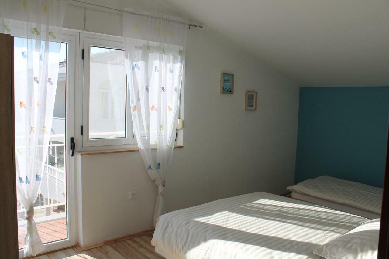 Apartment Aurora Kaštela Esterno foto