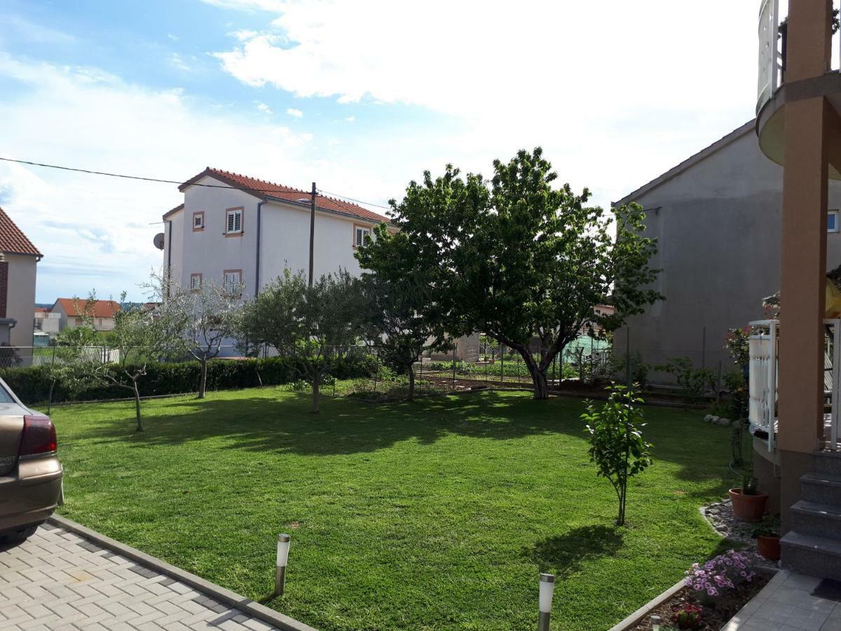 Apartment Aurora Kaštela Esterno foto
